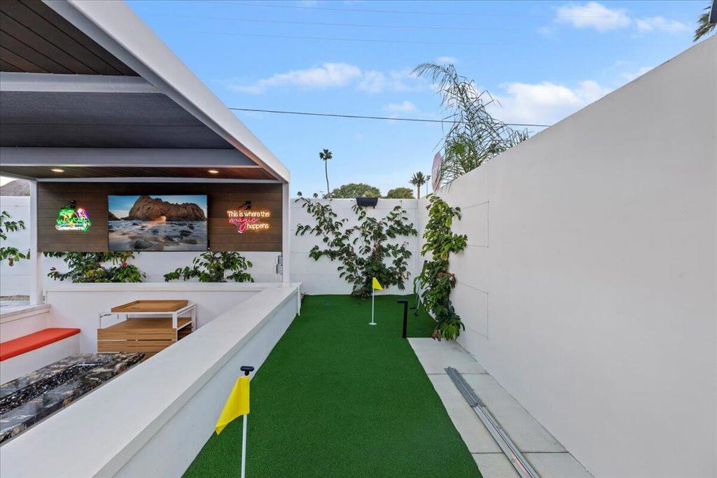 51116 Avenida Mendoza