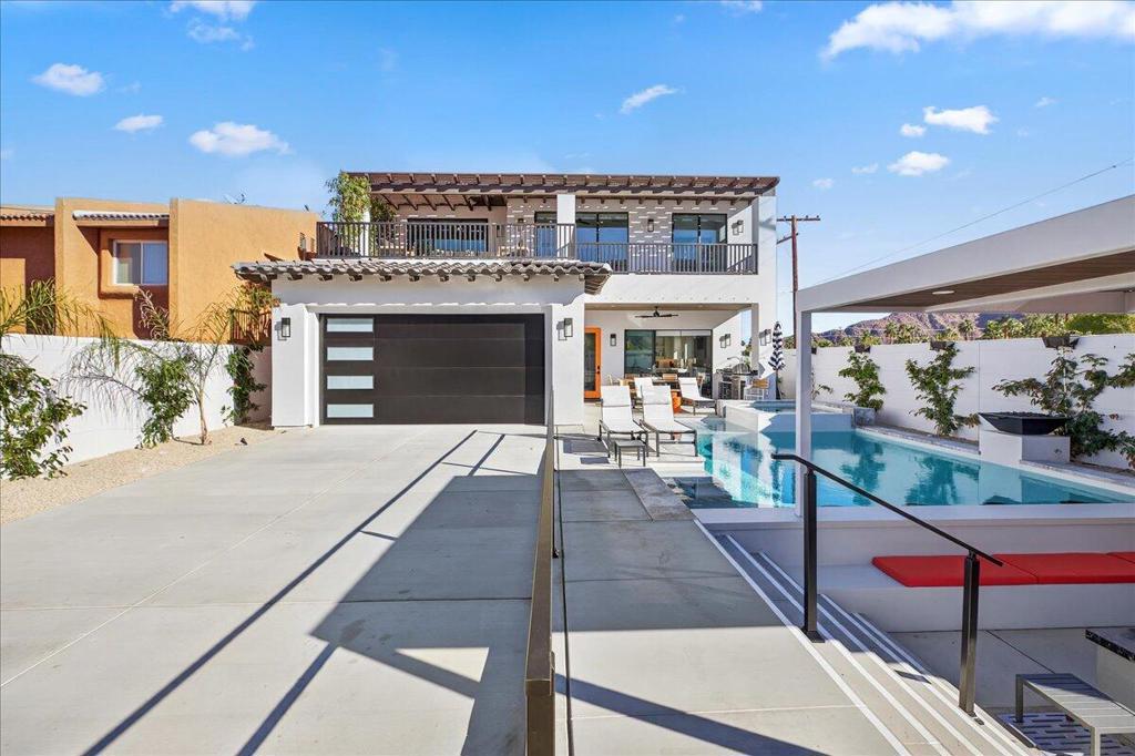 51116 Avenida Mendoza