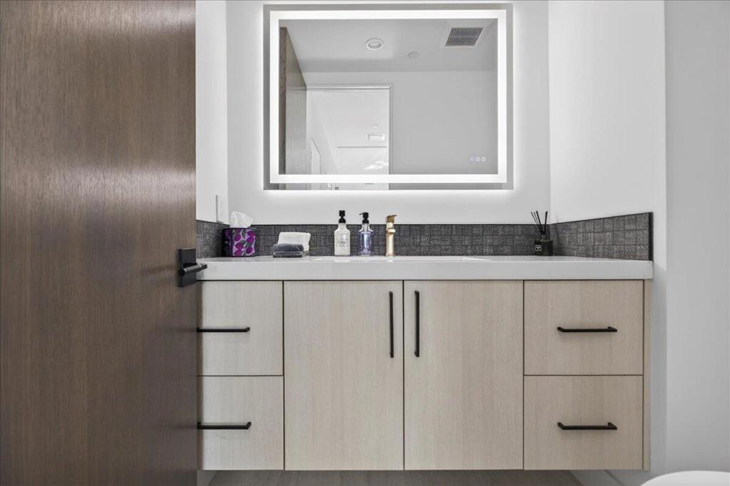 51116 Avenida Mendoza