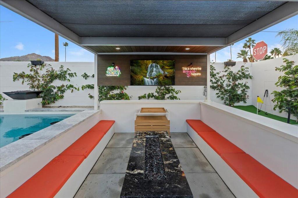 51116 Avenida Mendoza