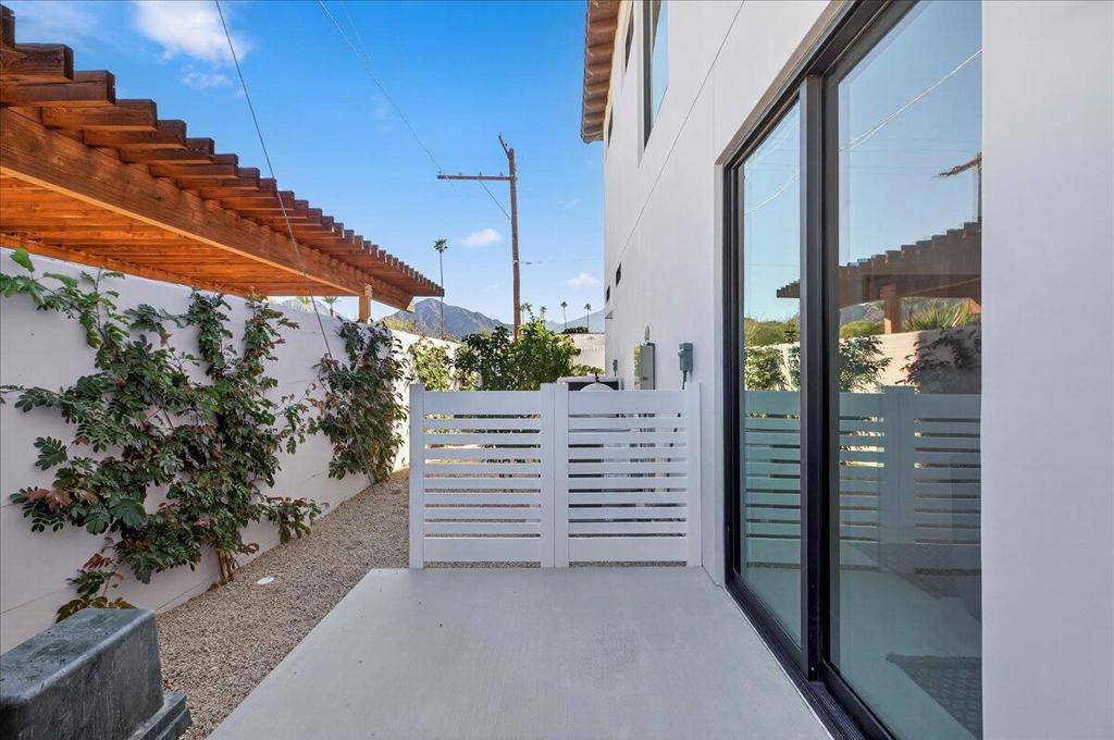 51116 Avenida Mendoza