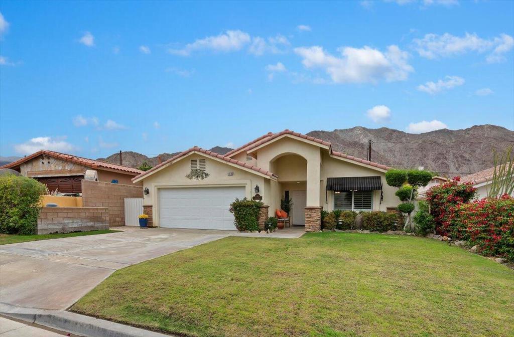 53105 Avenue Rubio
