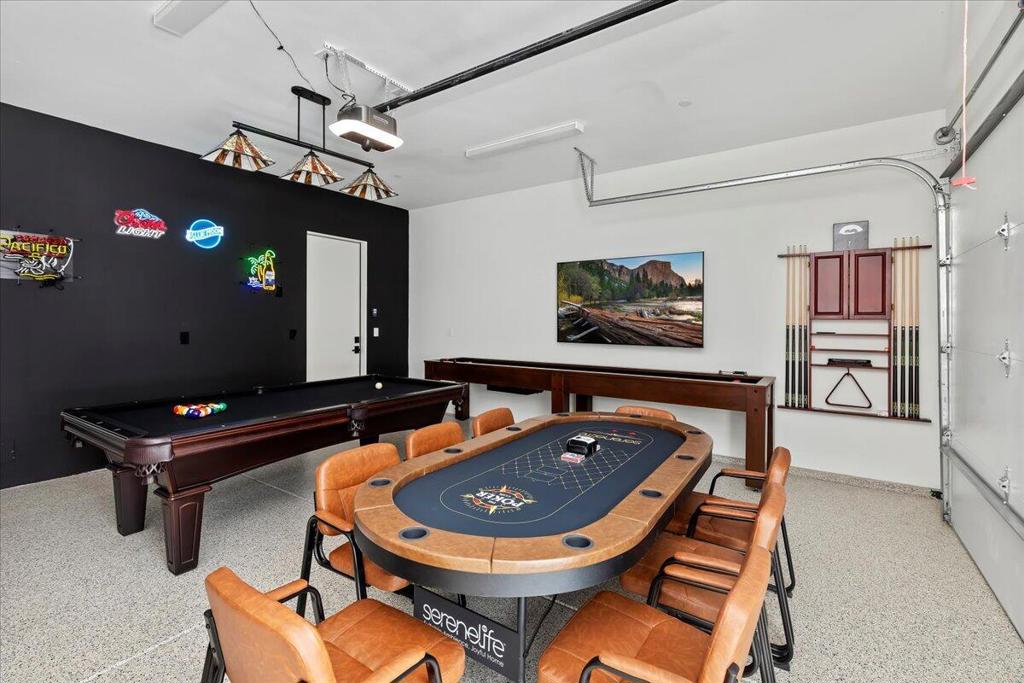 51120 Avenida Navarro