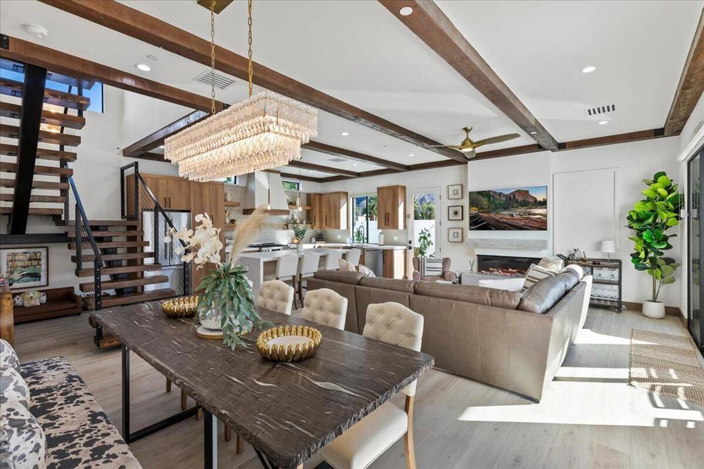 51120 Avenida Navarro