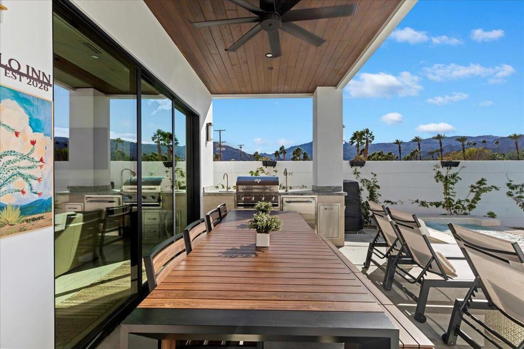 51120 Avenida Navarro