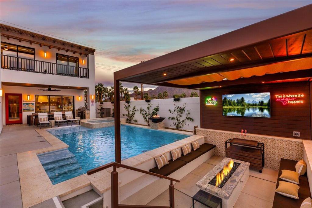 51120 Avenida Navarro