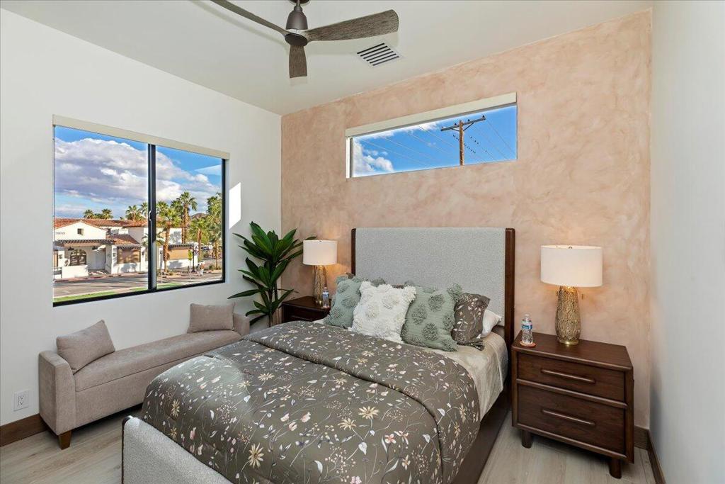 51120 Avenida Navarro