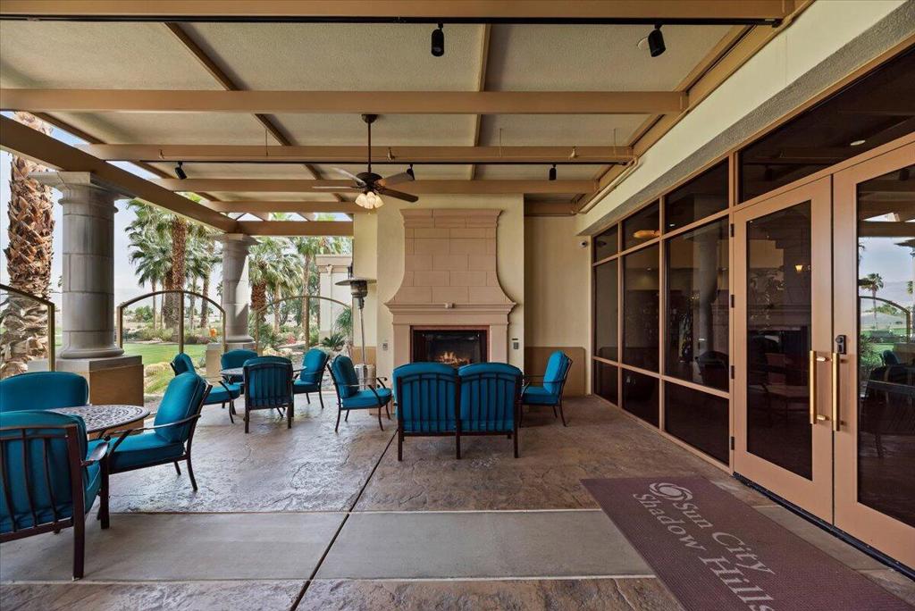 81916 Avenida Del Toro