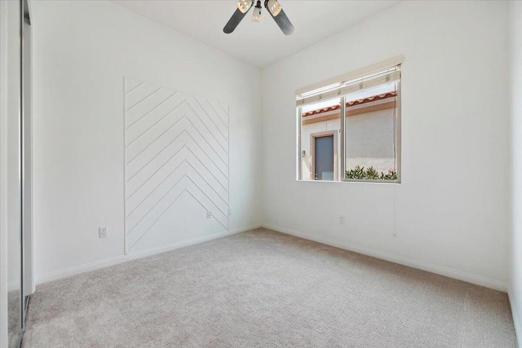 81916 Avenida Del Toro