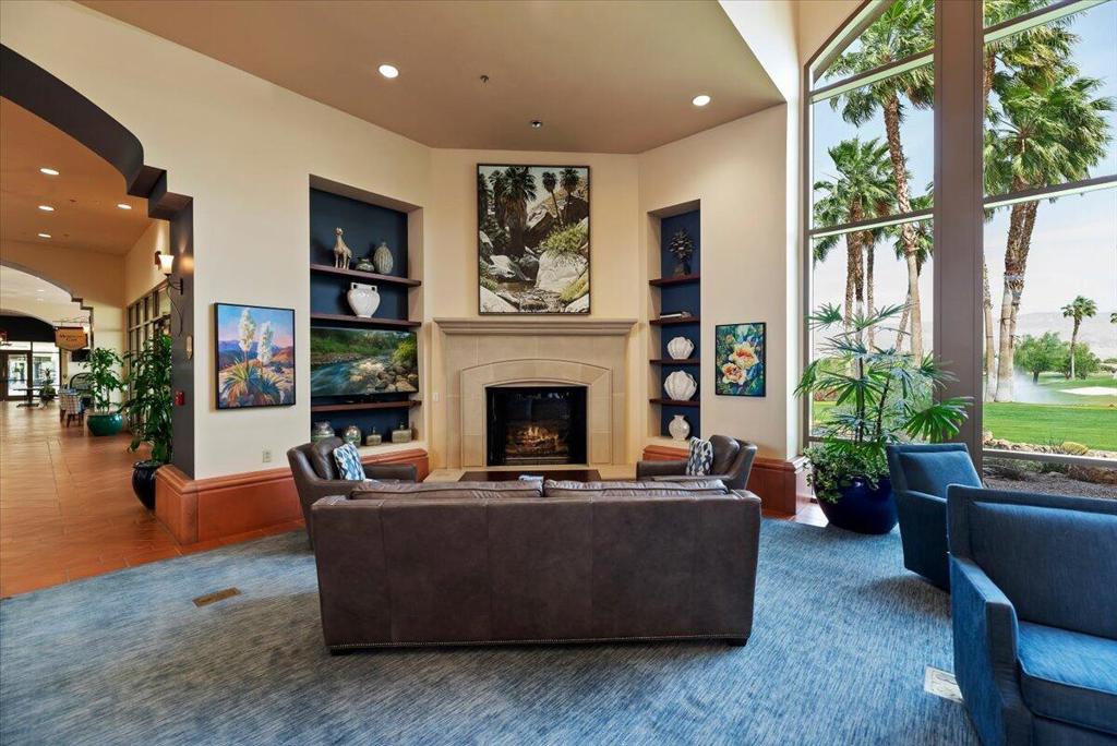 81916 Avenida Del Toro