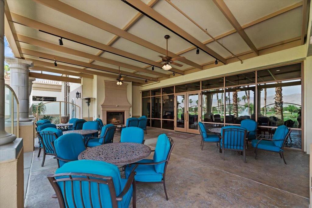 81916 Avenida Del Toro