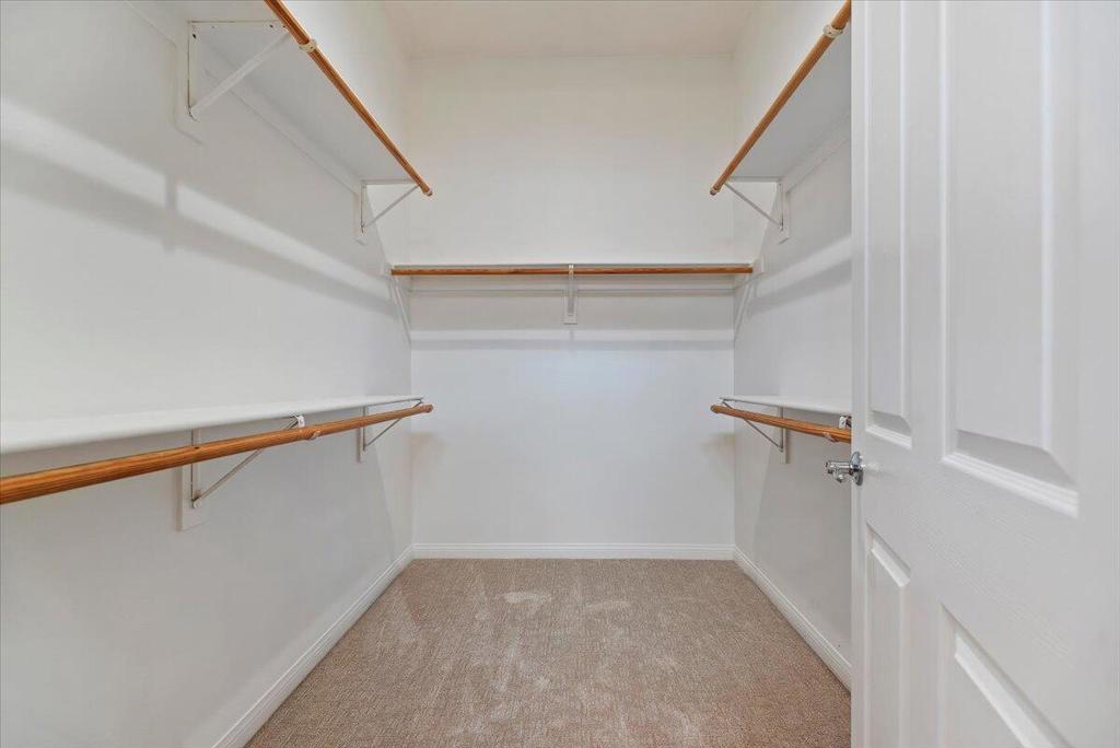 81916 Avenida Del Toro