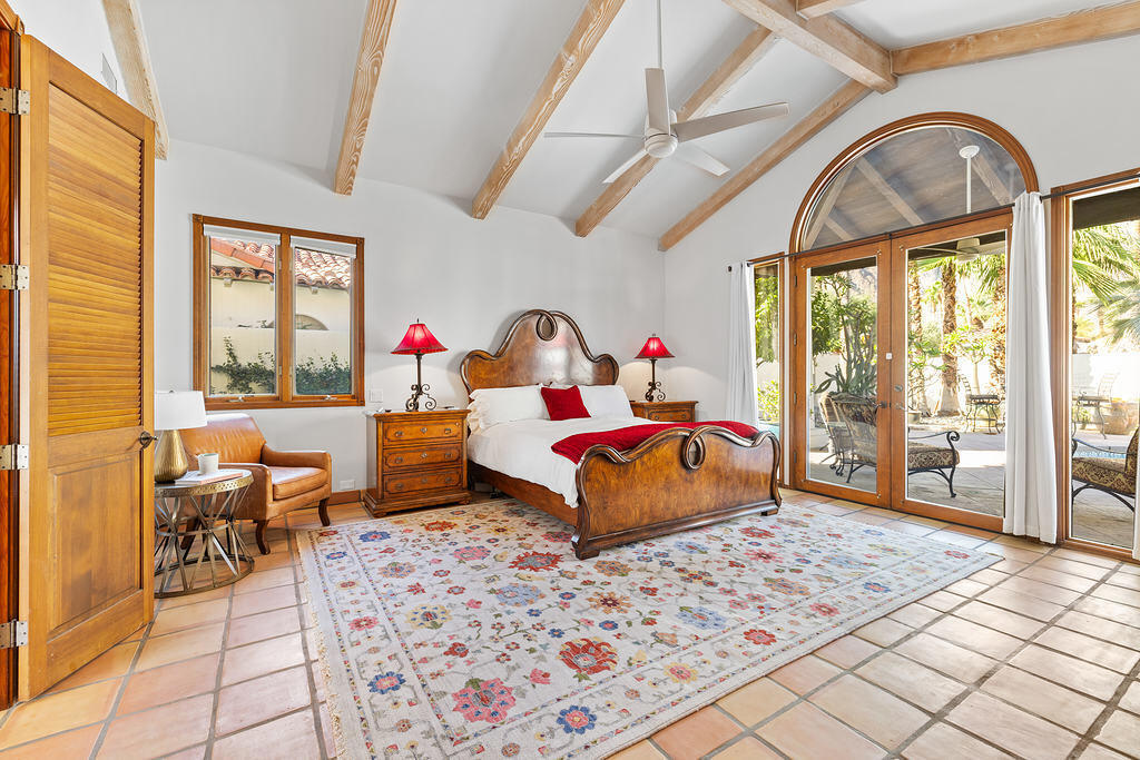 51230 Avenida Obregon