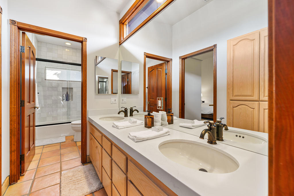 51230 Avenida Obregon