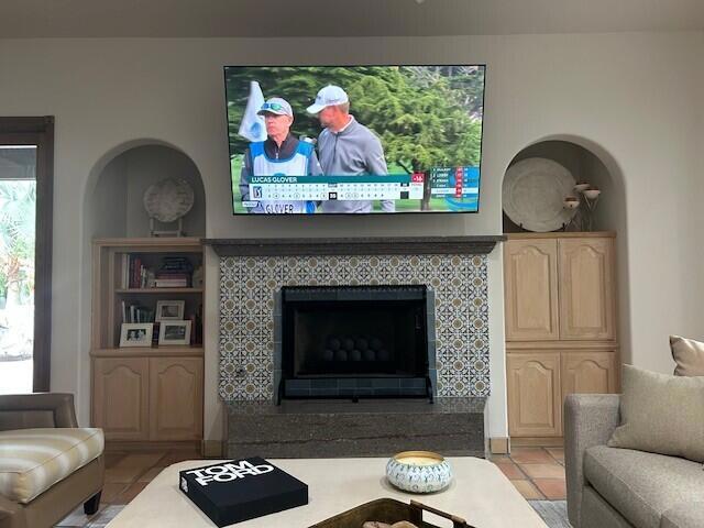 51230 Avenida Obregon