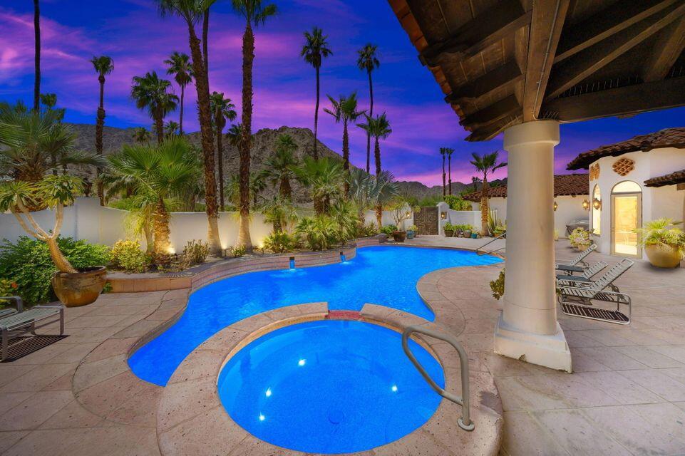 51230 Avenida Obregon