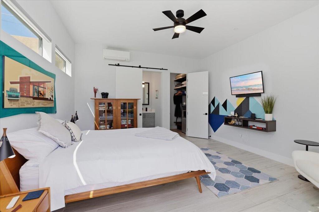 54905 Avenida Obregon