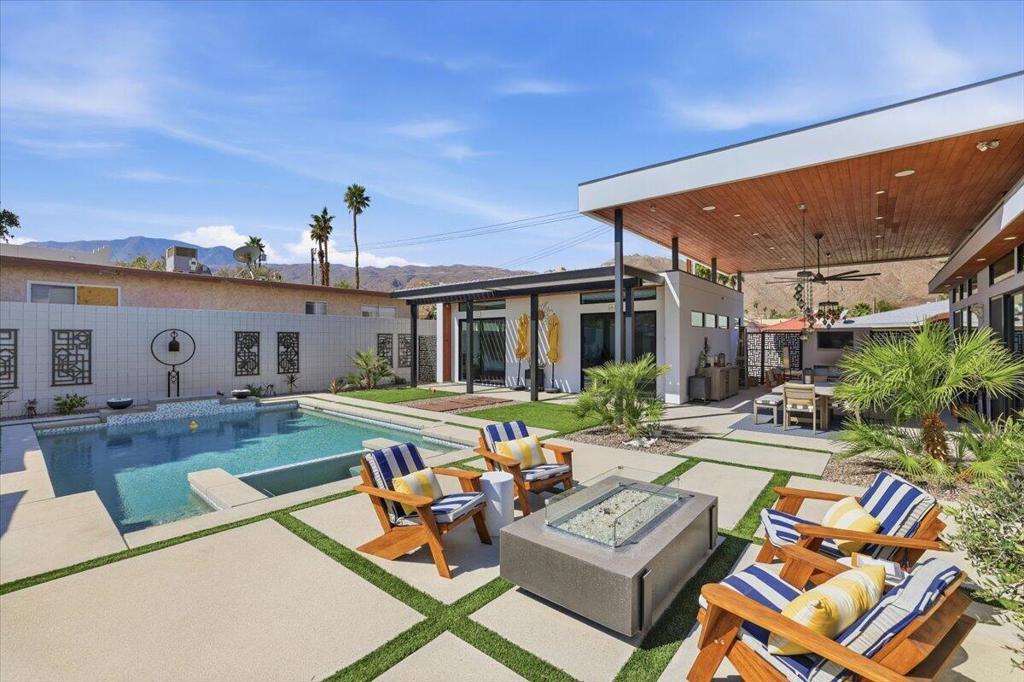 54905 Avenida Obregon