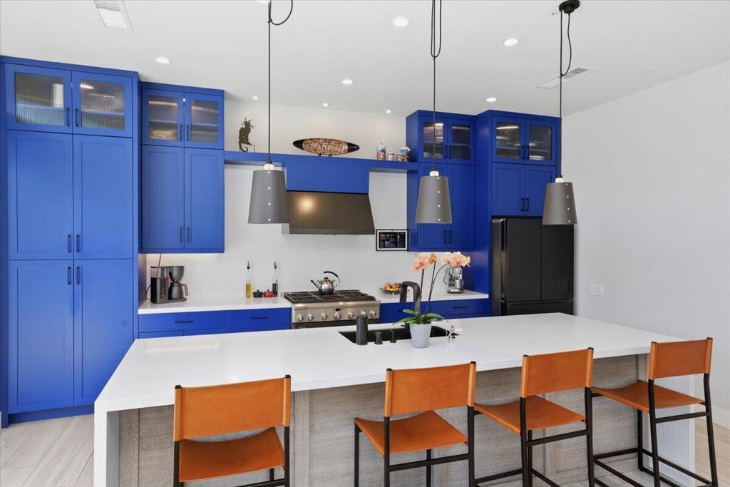 54905 Avenida Obregon