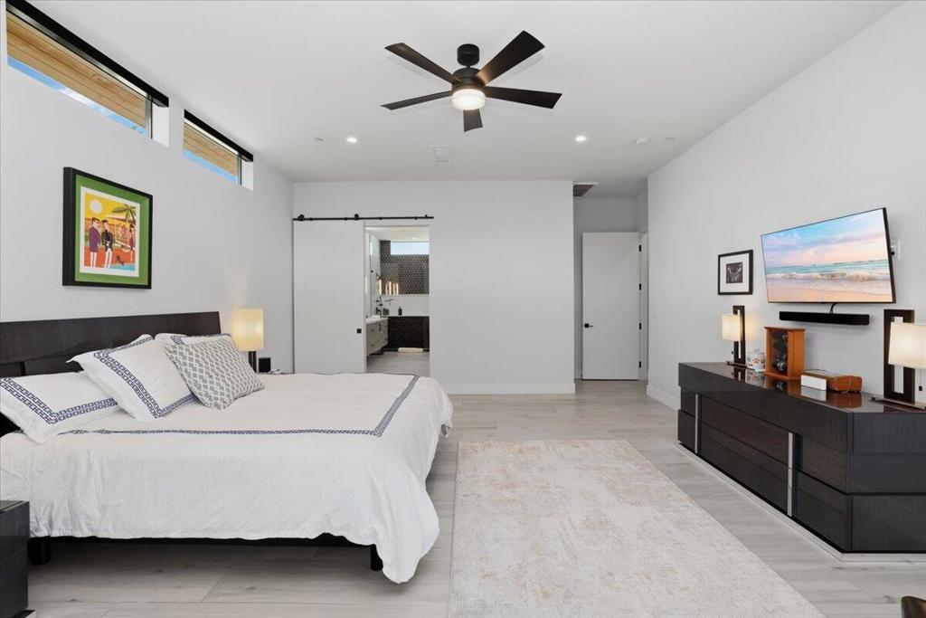 54905 Avenida Obregon