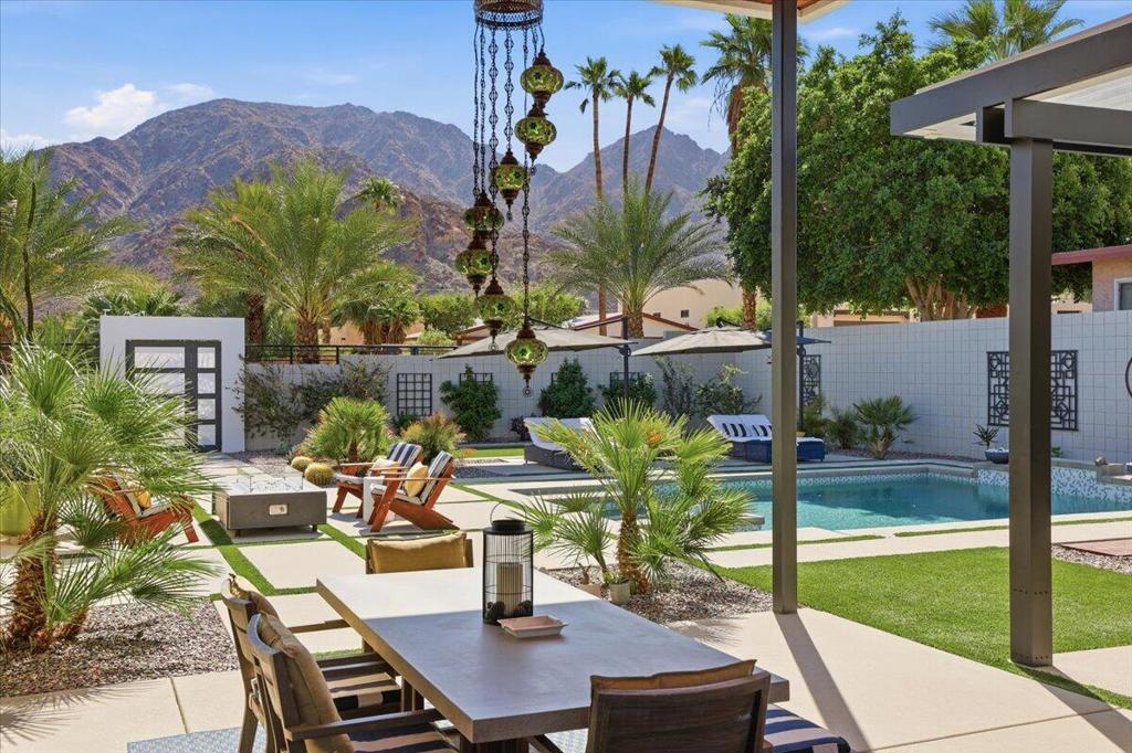 54905 Avenida Obregon