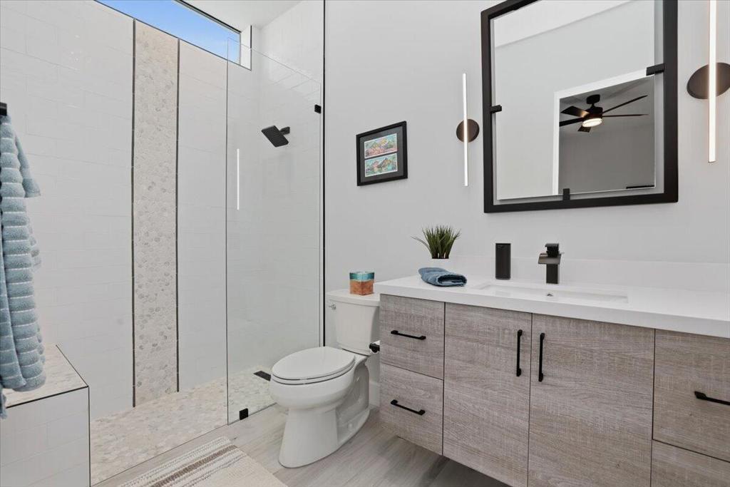 54905 Avenida Obregon