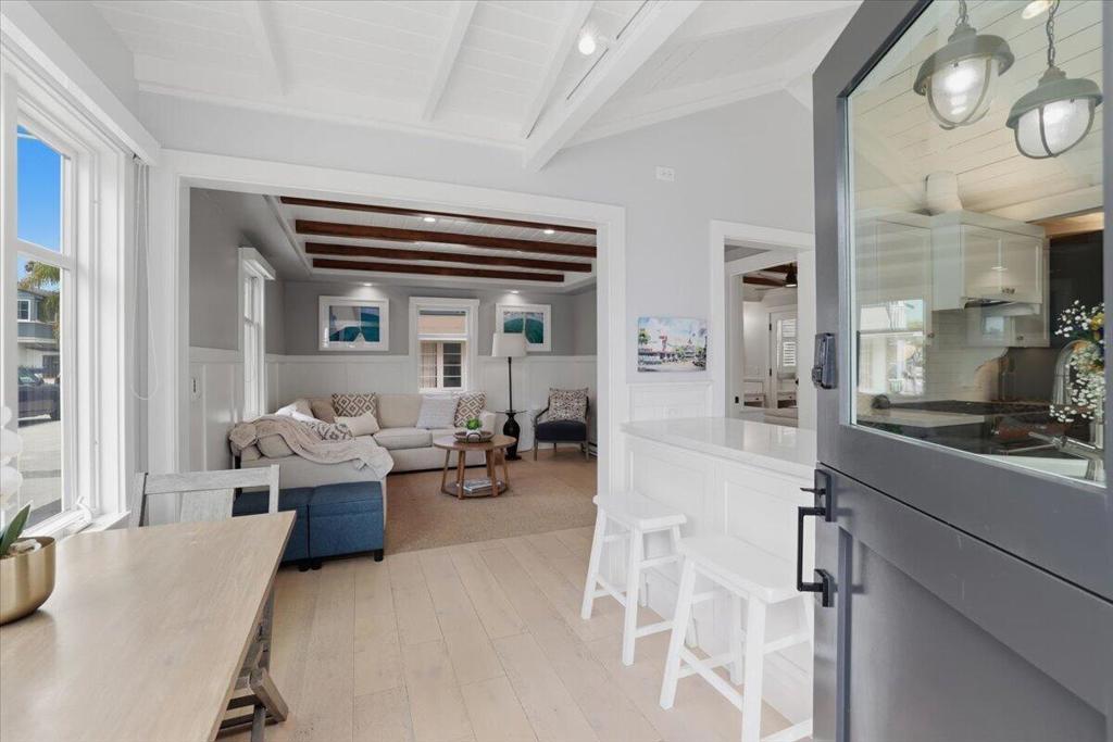 104 Onyx Avenue