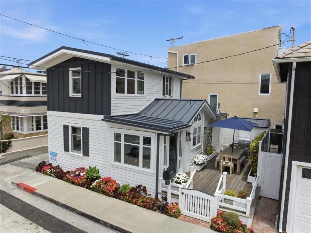 104 Onyx Avenue