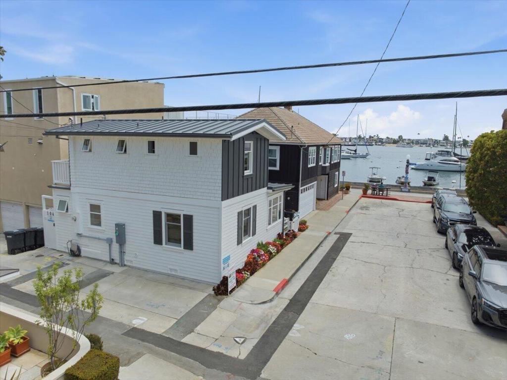 104 Onyx Avenue