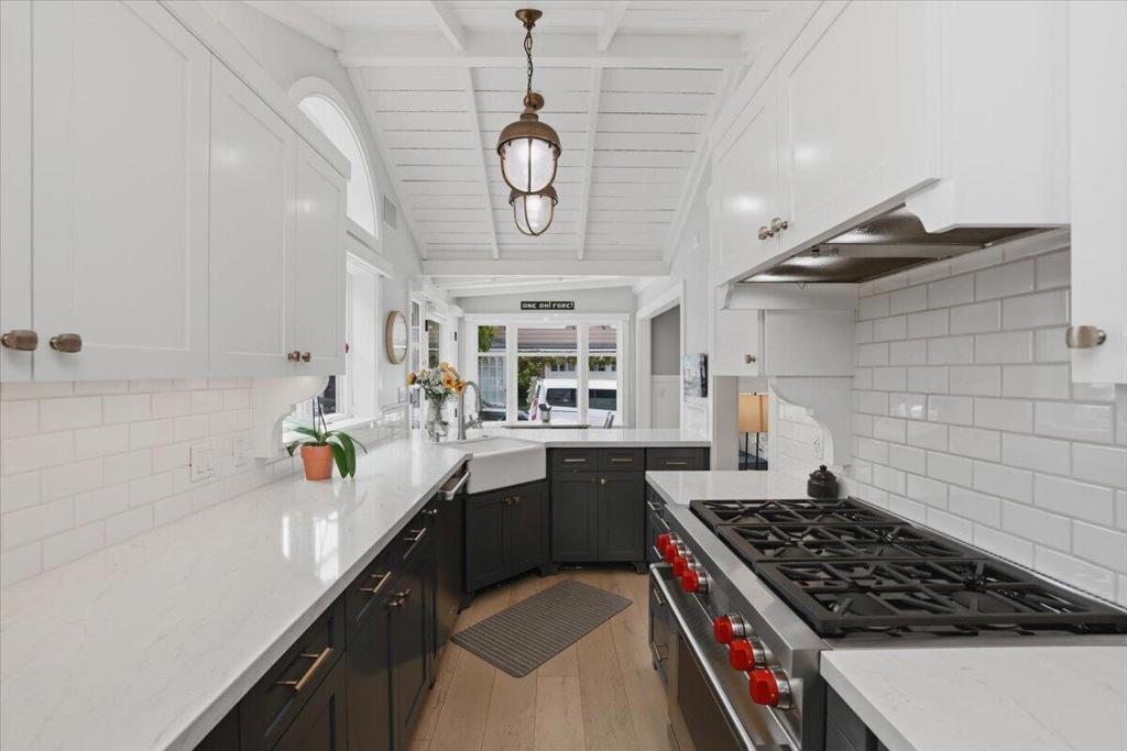 104 Onyx Avenue
