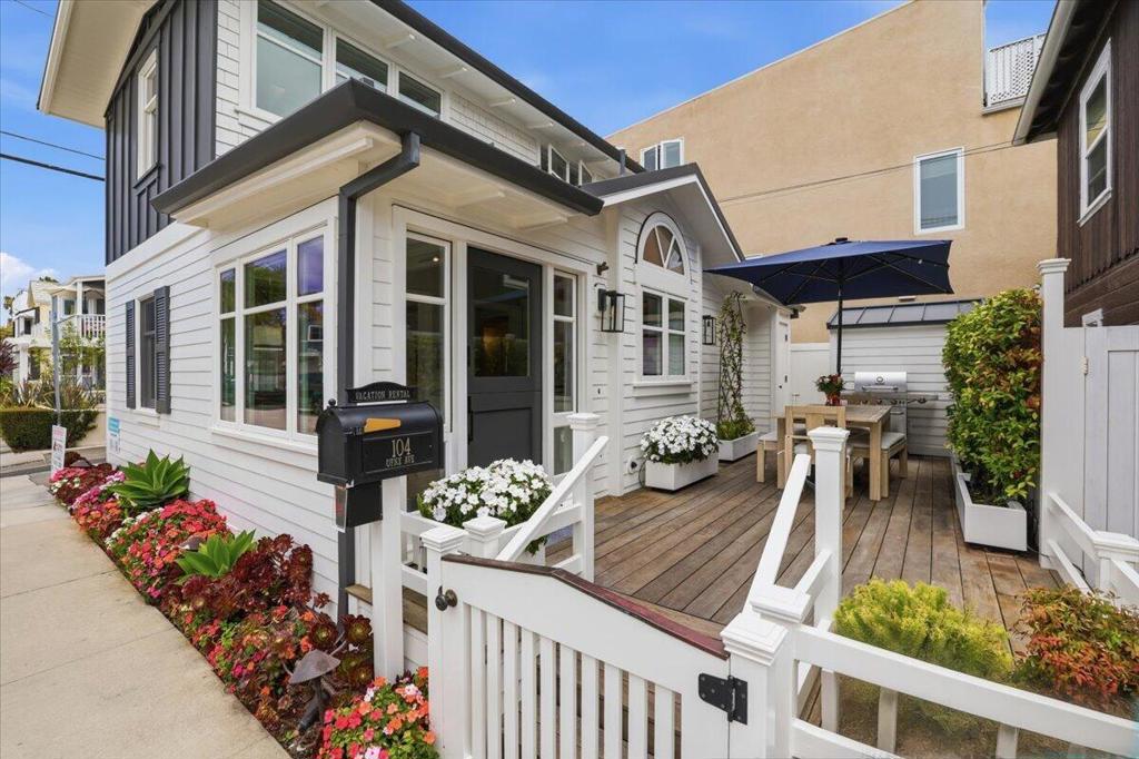 104 Onyx Avenue