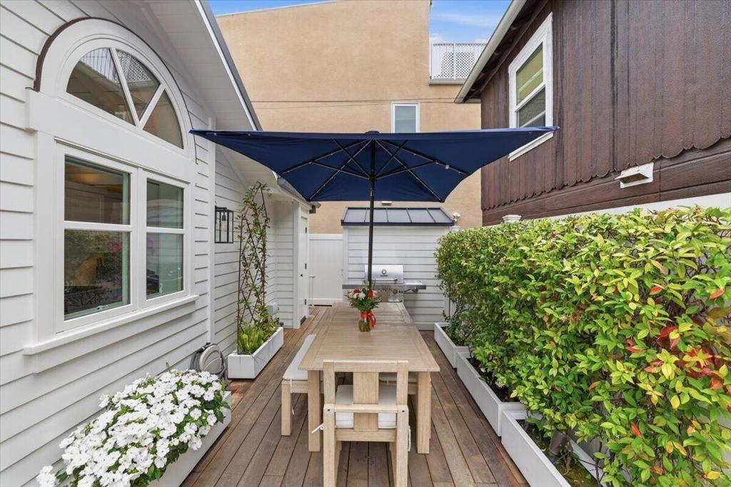 104 Onyx Avenue