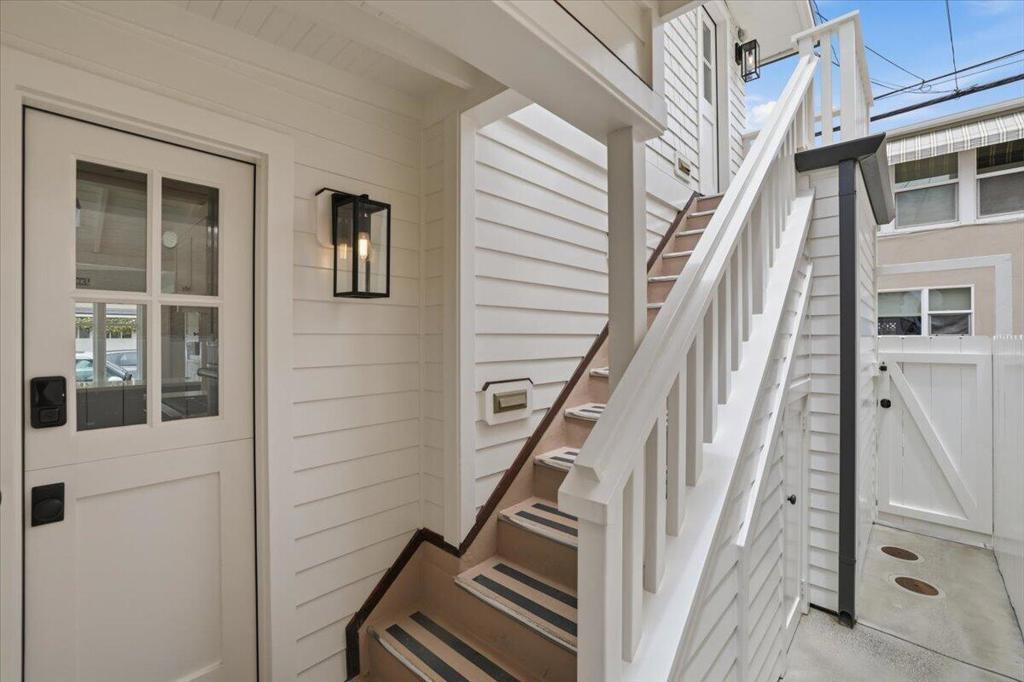 104 Onyx Avenue
