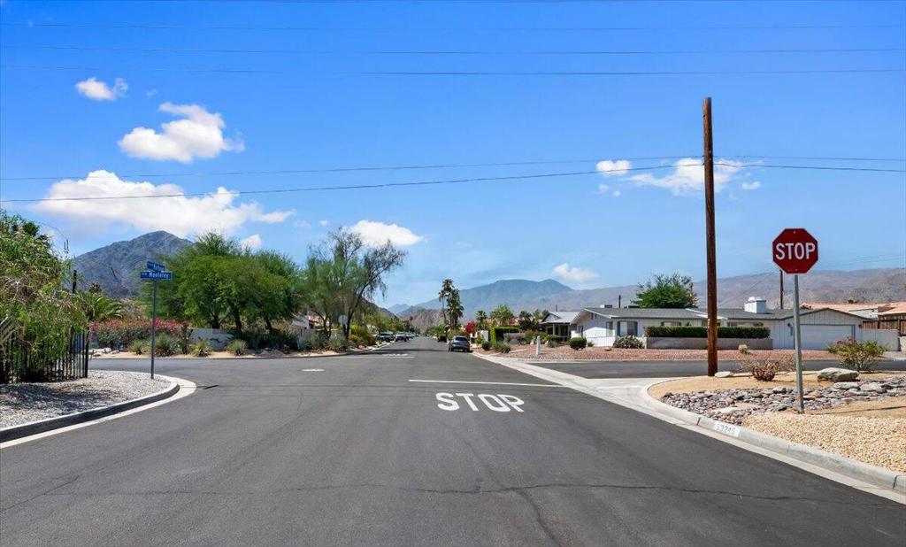 53245 Avenida Martinez