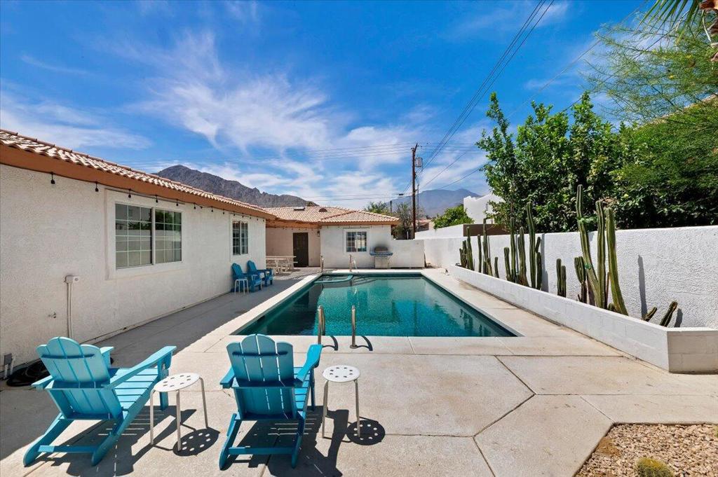 53245 Avenida Martinez