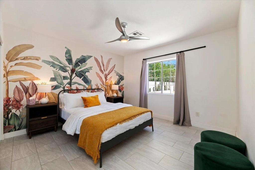 53245 Avenida Martinez