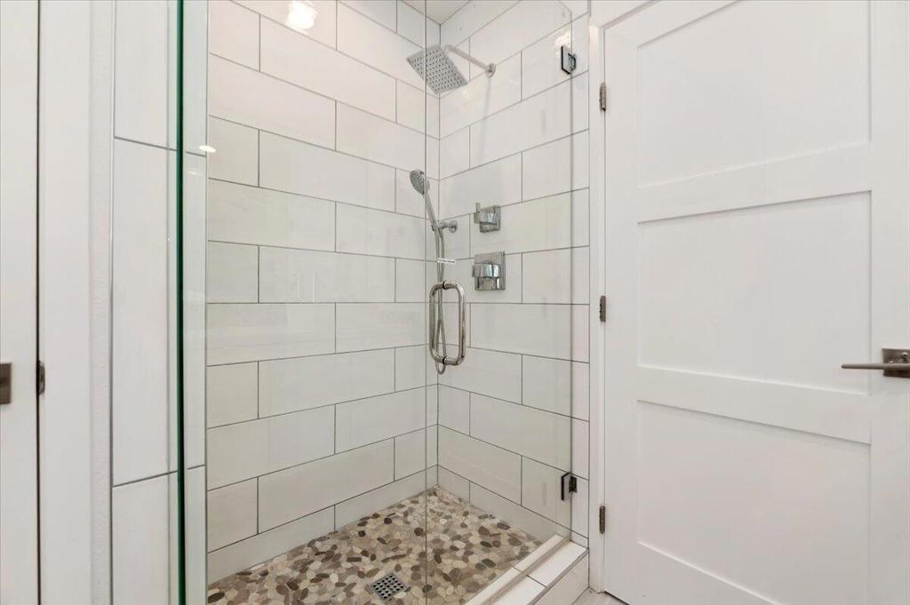 53245 Avenida Martinez