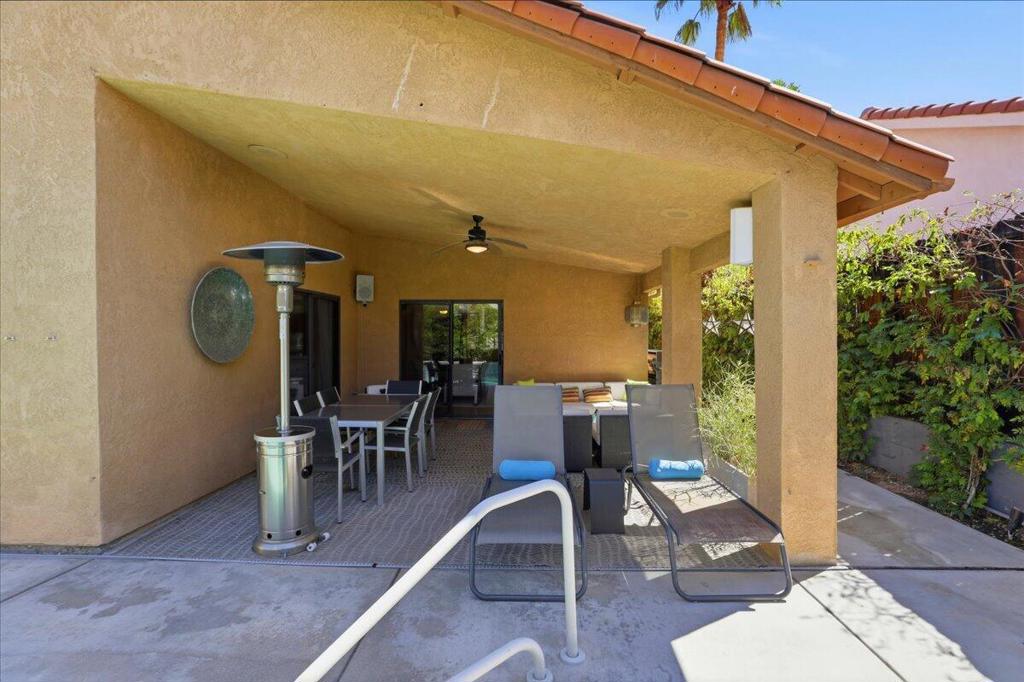 54205 Avenida Vallejo