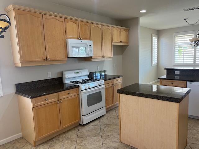 82560 Tivoli Court