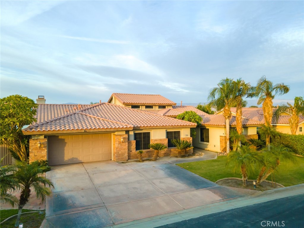 78910 Zenith Way