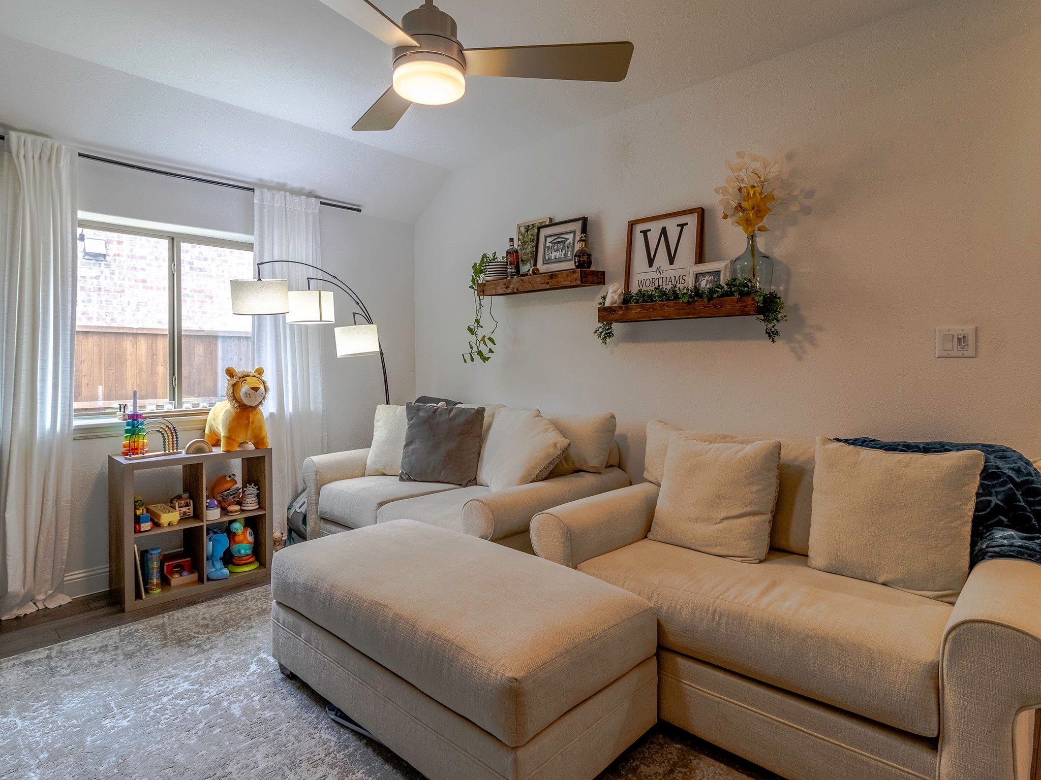 4014 Blue Stem Boulevard