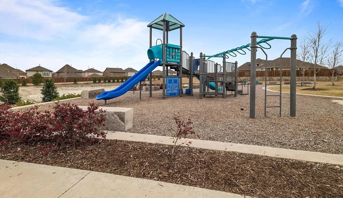 4014 Blue Stem Boulevard