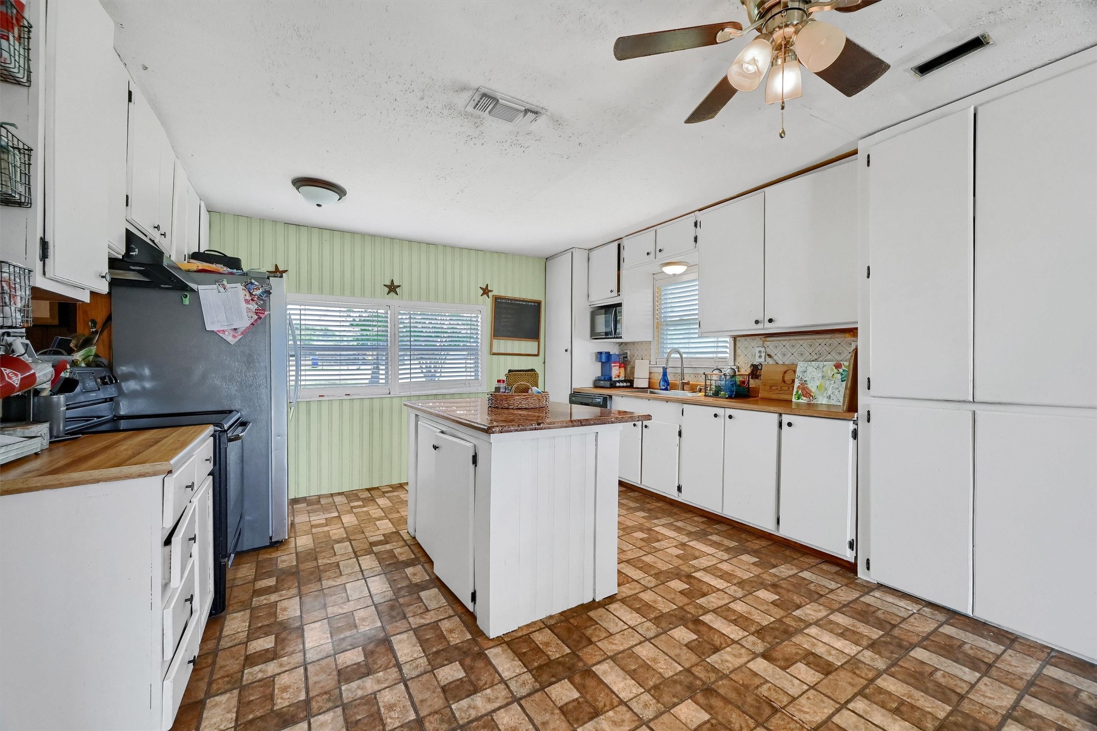 359 Calle Cedro Drive