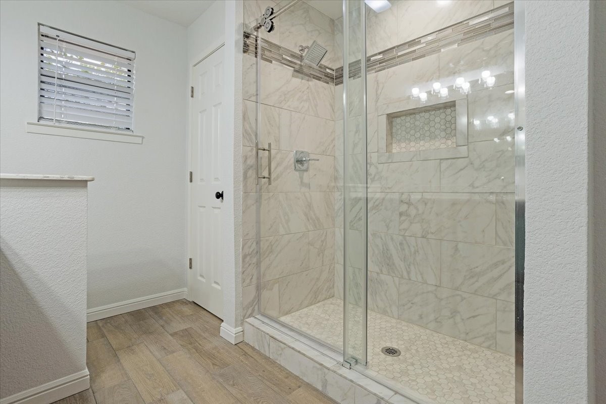 100 E Cunningham Street