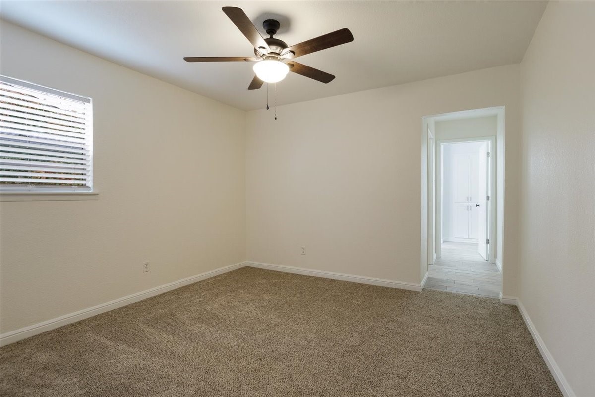 100 E Cunningham Street