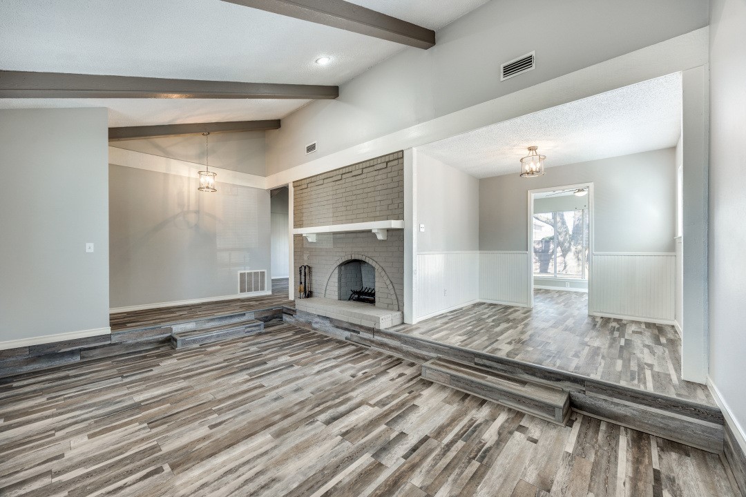 1901 E Spring Valley Road