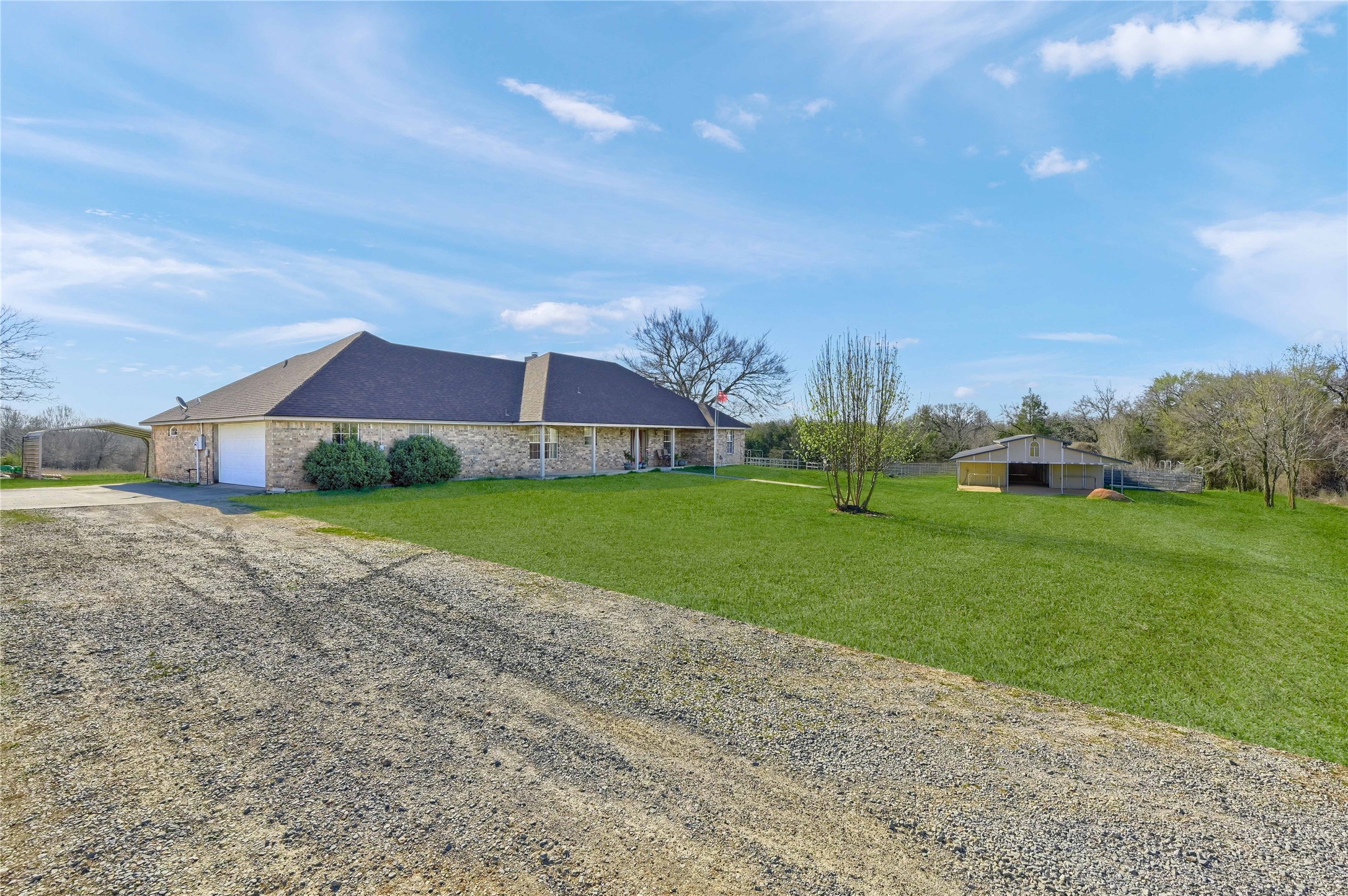 198 Friendship Circle