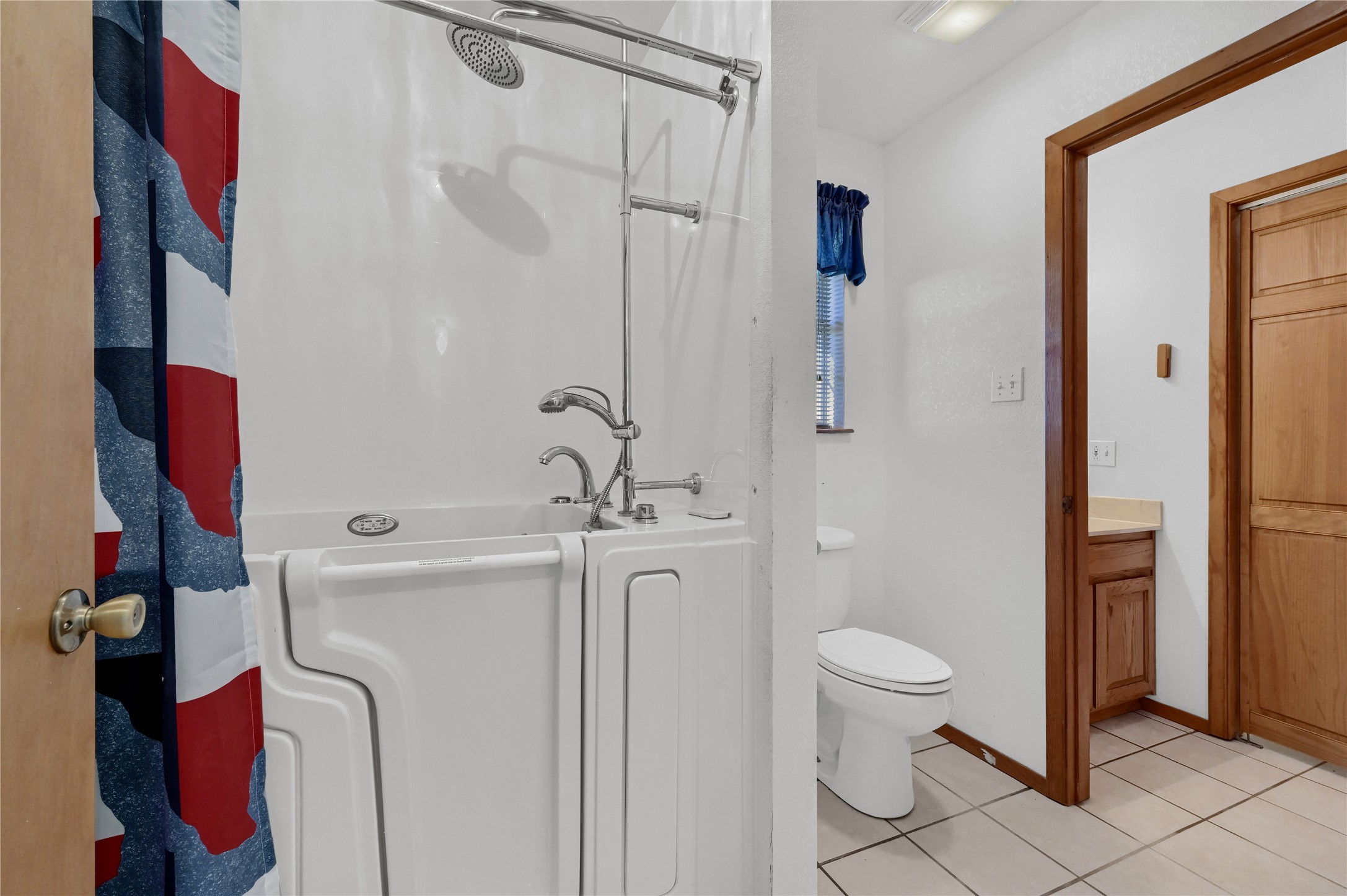 198 Friendship Circle