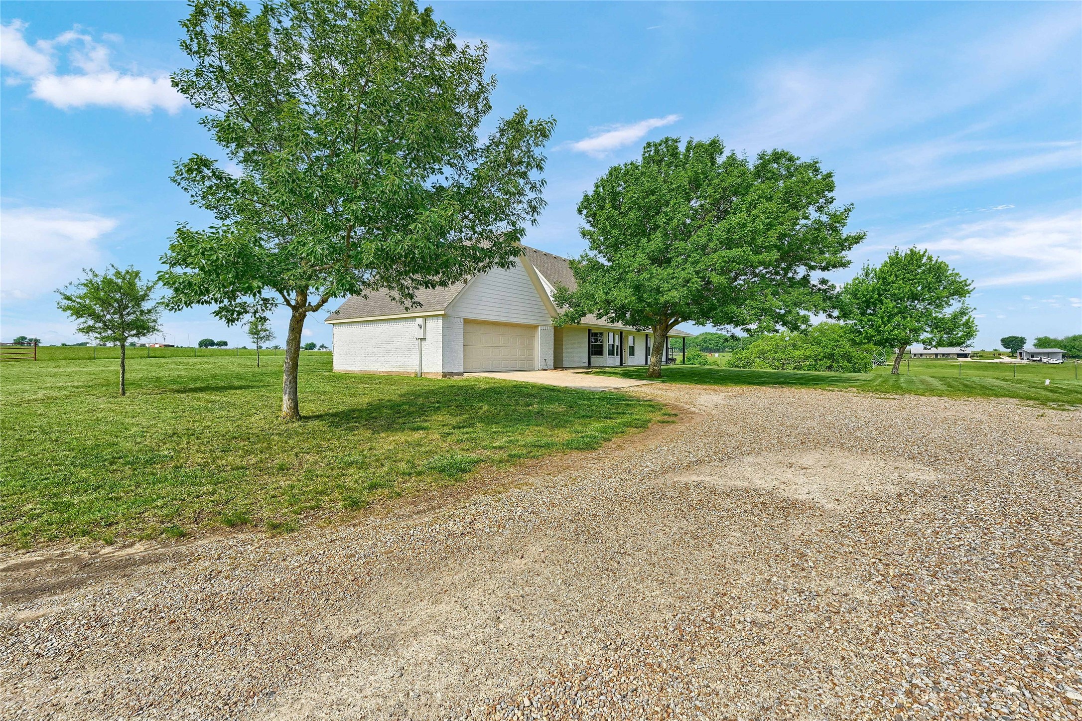 11605 Farm to Market 697