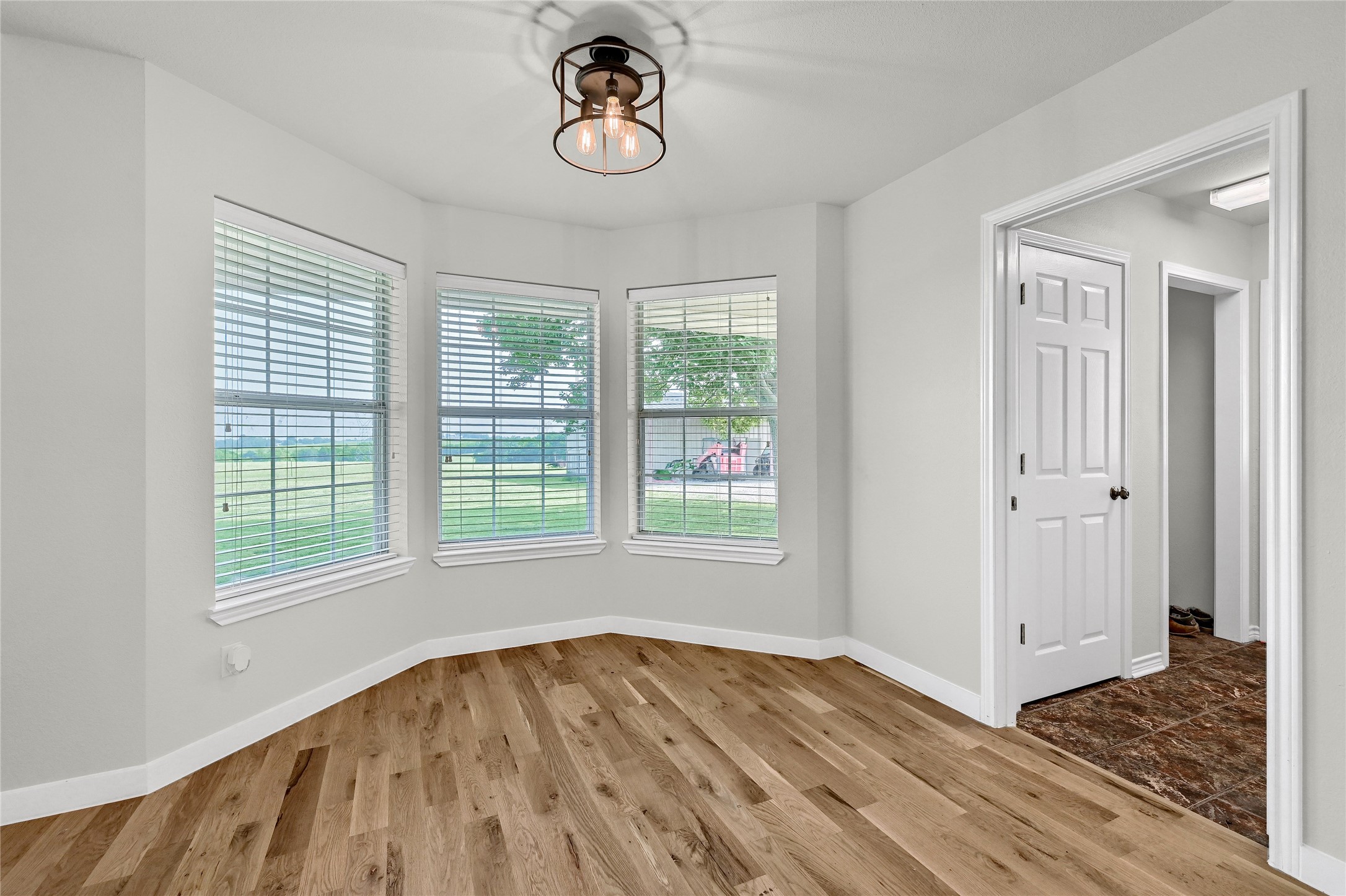 11605 Farm to Market 697